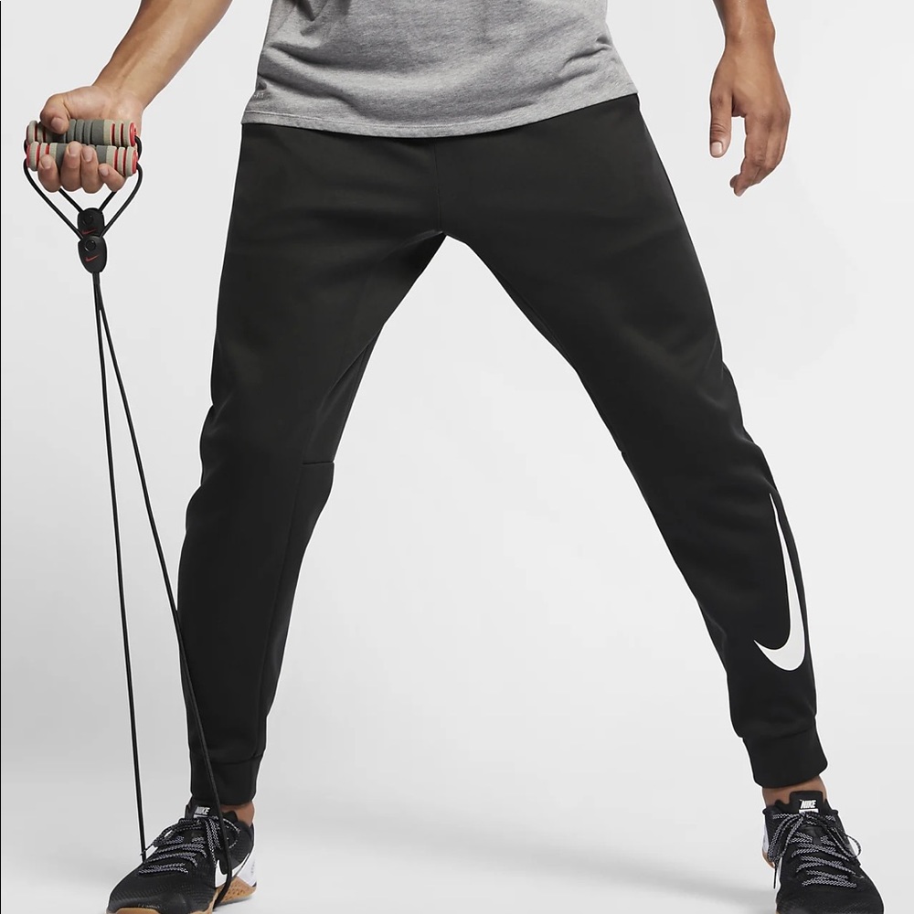 Men’s Nike Therma-FIT Black Training Pants